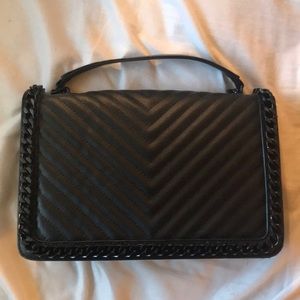 Aldo Cross body comes with chain